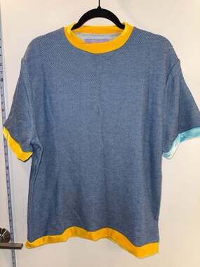 Rich Fashion Blue Textured Knit Short Sleeve Shirt with Yellow Velvet Trim Size